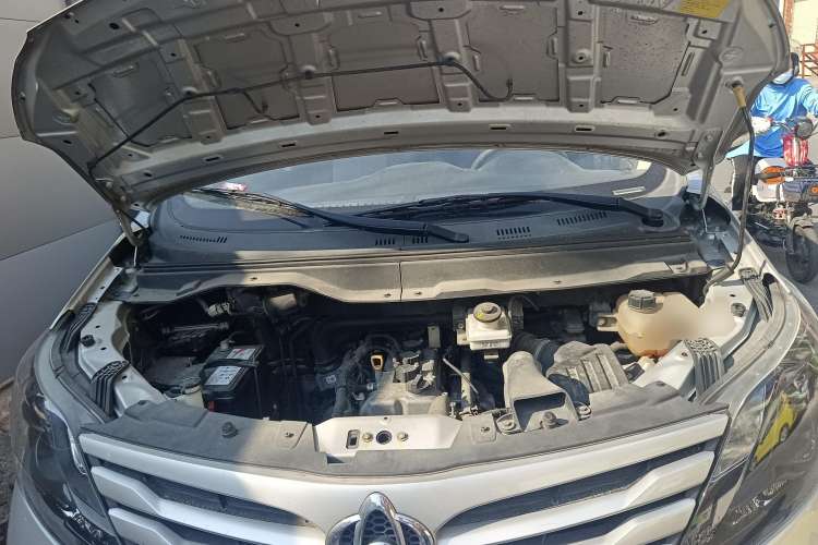 Used CHANGAN KAICHENG Ruixing S50 2018 S50V 1.5L Logistics Edition 5 Seats China VI Standard Engine Bay