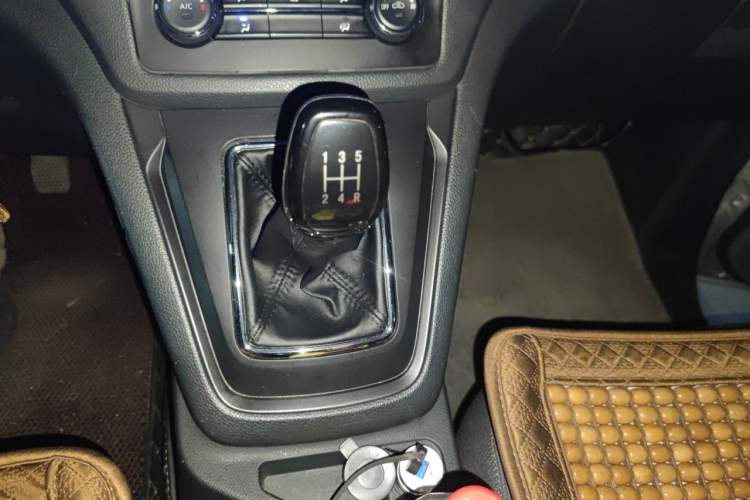Used CHANGAN KAICHENG Ruixing S50 2018 S50V 1.5L Logistics Edition 5 Seats China V Emission Standard Gear Lever