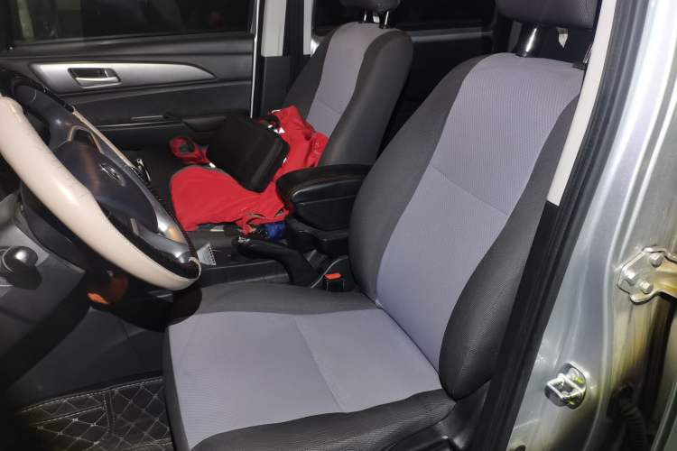 Used CHANGAN KAICHENG Ruixing S50 2018 S50V 1.5L Logistics Edition 5 Seats China VI Standard Left Front Seat