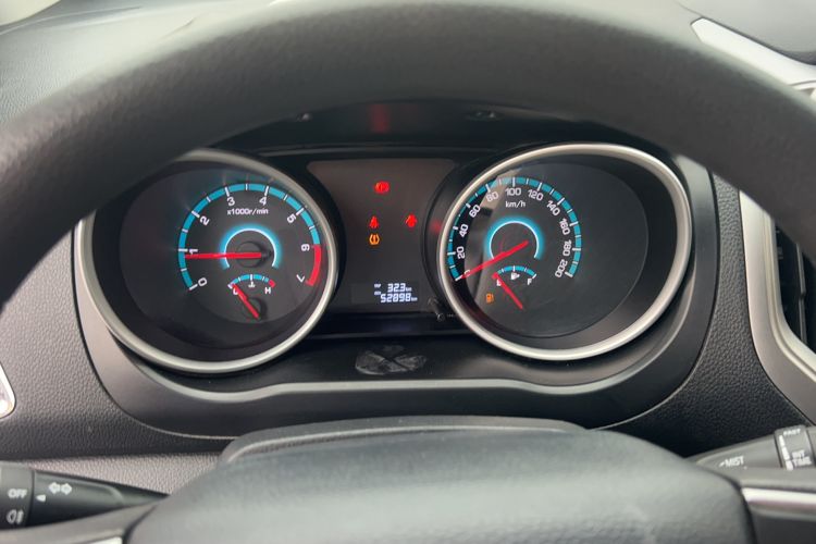 Used CHANGAN KAICHENG Ruixing S50 2018 S50V 1.5L Logistics Edition 5 Seats China VI Standard Odometer Close Up