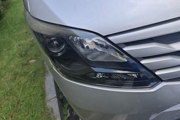 Used CHANGAN KAICHENG Ruixing S50 2018 S50V 1.5L Logistics Edition 5 Seats China VI Standard Right Front Headlight