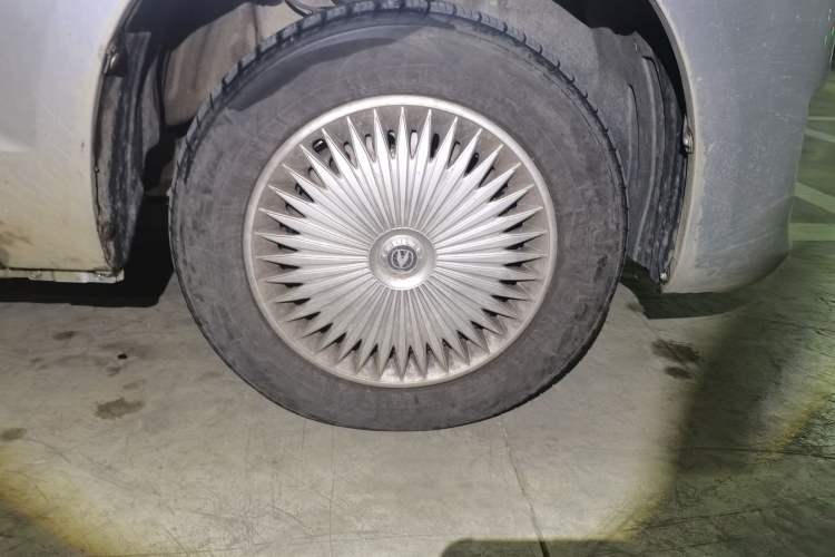 Used CHANGAN KAICHENG Ruixing S50 2018 S50V 1.5L Logistics Edition 5 Seats China VI Standard Right Front Wheel Hub