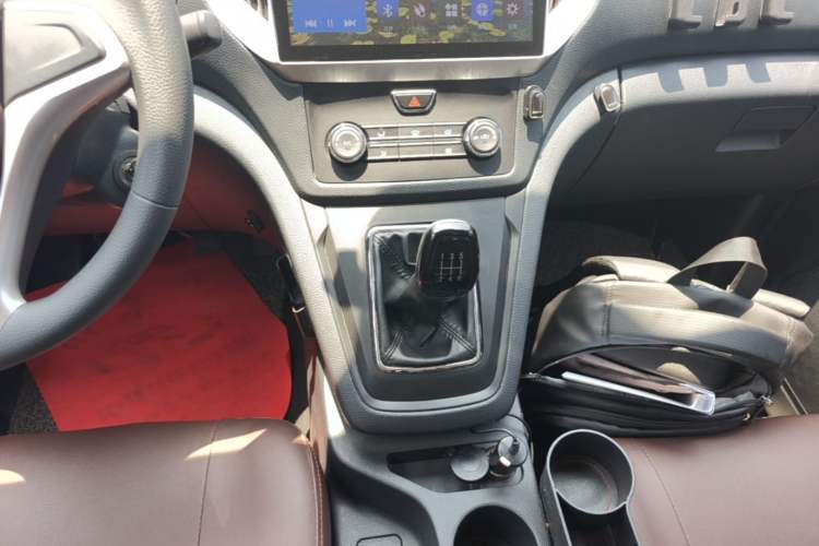 Used CHANGAN KAICHENG Ruixing S50 2018 S50V 1.5L Logistics Edition 5 Seats China VI Standard Gear Lever