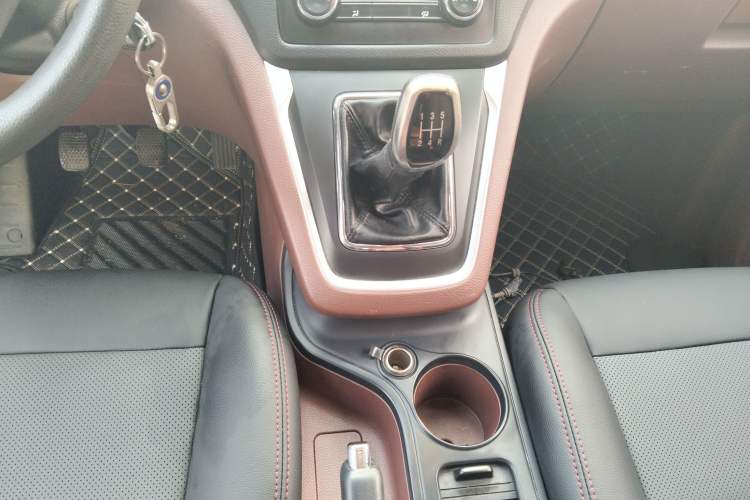 Used CHANGAN KAICHENG Ruixing S50T 2018 1.5L Manual Standard Edition China V standard Gear Lever