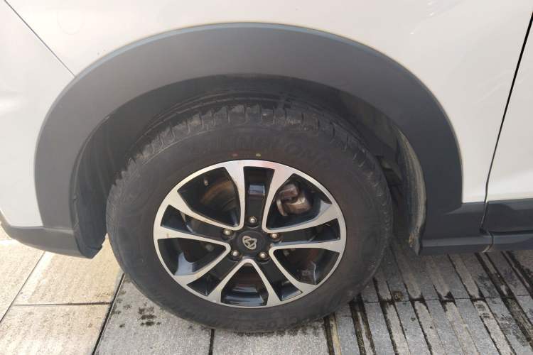 Used CHANGAN KAICHENG Ruixing S50T 2018 1.5L Manual Standard Edition China V standard Left Front Wheel Hub