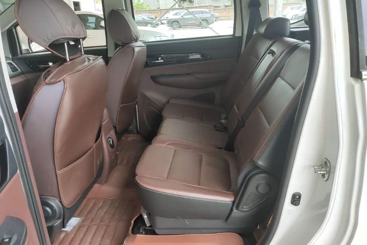 Used CHANGAN KAICHENG Ruixing S50T 2018 1.5T Manual Elite Edition China V Standard Left Rear Seat