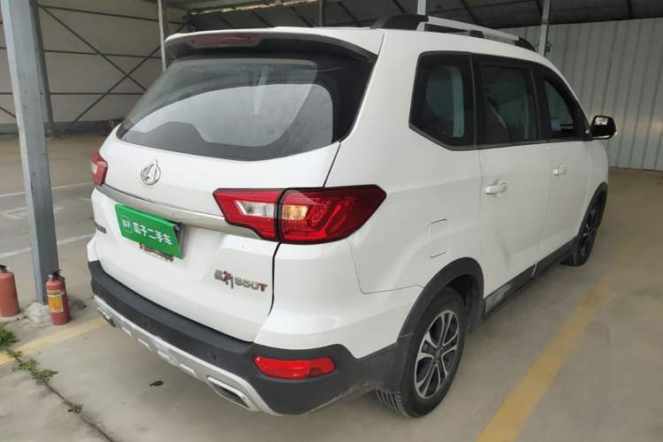 Used CHANGAN KAICHENG Ruixing S50T 2018 1.5T Manual Elite Edition China V Standard Rear Right 45 Deg