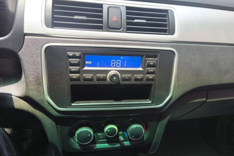 Used CHANGAN KAICHENG Shenqi F30 2016 1.5L Standard Long-Wheelbase DAM15L Audio And AC Panel
