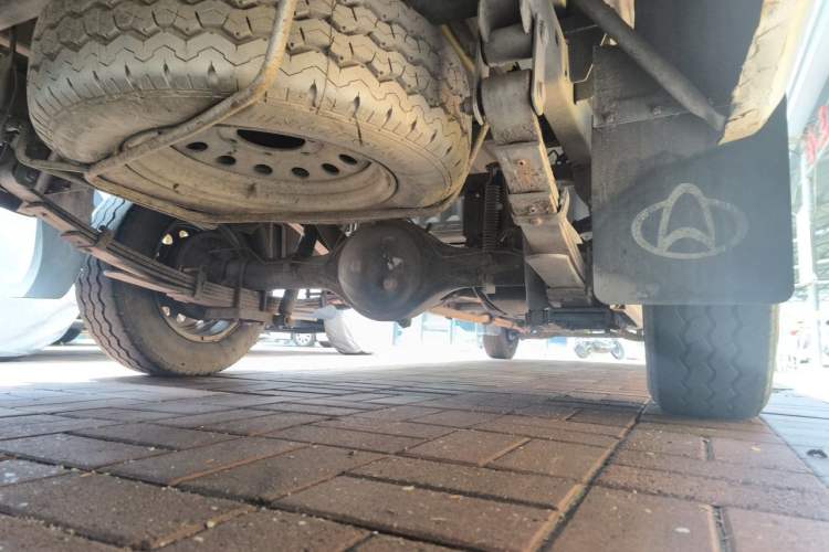 Used CHANGAN KAICHENG Shenqi F30 2016 1.5L Standard Long-Wheelbase DAM15L Chassis Rear Right