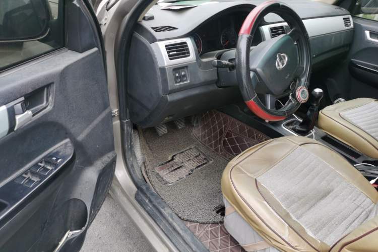 Used CHANGAN KAICHENG Shenqi F30 2016 1.5L Comfort Plus Long Wheelbase DAM15L Driver Seat