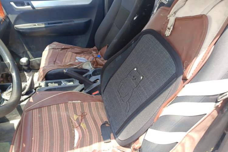 Used CHANGAN KAICHENG Shenqi F30 2016 1.5L Comfort Plus Long Wheelbase DAM15L Left Front Seat