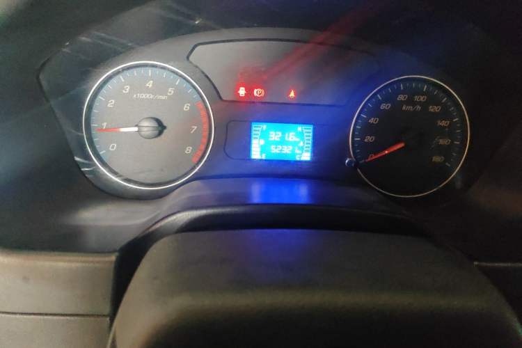 Used CHANGAN KAICHENG Shenqi F30 2016 1.5L Standard Long-Wheelbase DAM15L Odometer Close Up