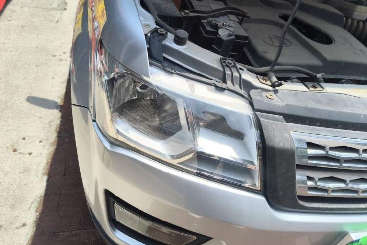 Used CHANGAN KAICHENG Shenqi F30 2016 1.5L Standard Long-Wheelbase DAM15L Right Front Headlight