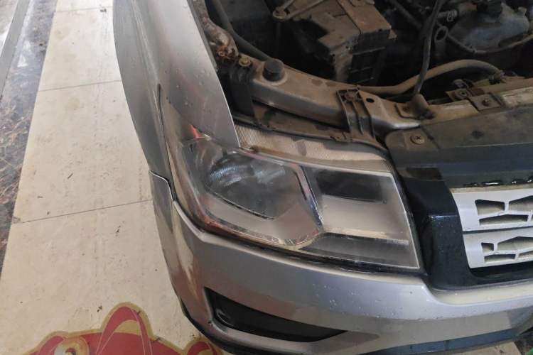 Used CHANGAN KAICHENG Shenqi F30 2016 1.5L Standard Long-Wheelbase DAM15L Right Front Headlight