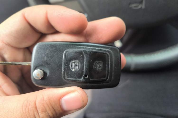 Used CHANGAN KAICHENG Shenqi F30 2016 1.5L Standard Long-Wheelbase DAM15L Vehicle Key