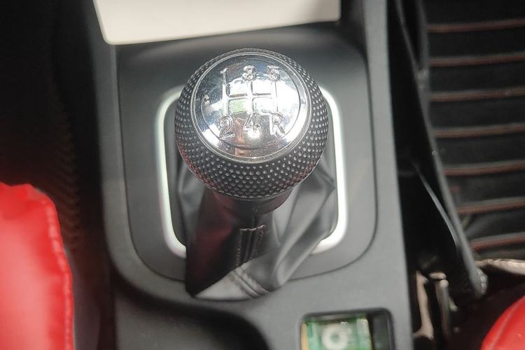 Used CHANGAN KAICHENG Shenqi F30 2018 1.5L Elite Edition Short Wheelbase DAM15L Gear Lever