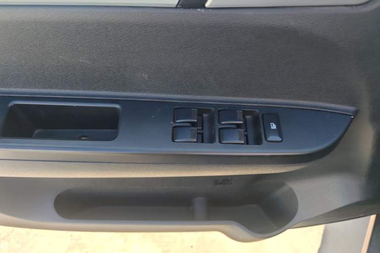 Used CHANGAN KAICHENG Shenqi F30 2018 1.5L Elite Edition Short Wheelbase DAM15L Interior 4