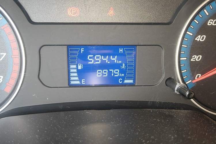 Used CHANGAN KAICHENG Shenqi F30 2018 1.5L Elite Edition Short Wheelbase DAM15L Odometer Close Up