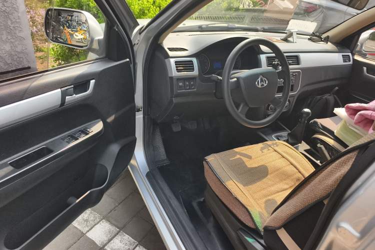 Used CHANGAN KAICHENG Shenqi F30 2018 1.5L Comfort Plus Long Wheelbase DAM15L Driver Seat