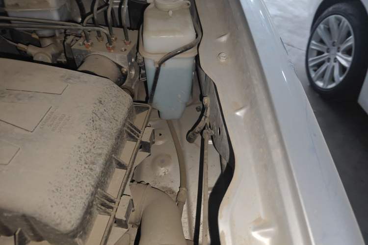 Used CHANGAN KAICHENG Shenqi F30 2018 1.5L Luxury Long-Wheelbase Model DAM15L Engine Bay Left