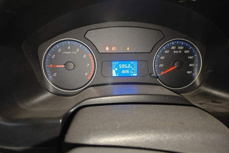 Used CHANGAN KAICHENG Shenqi F30 2018 1.5L Luxury Long-Wheelbase Model DAM15L Odometer Close Up