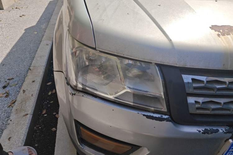 Used CHANGAN KAICHENG Shenqi F30 2018 1.5L Comfort Plus Long Wheelbase DAM15L Right Front Headlight