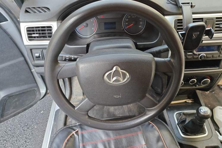 Used CHANGAN KAICHENG Shenqi F30 2018 1.5L Comfort Plus Long Wheelbase DAM15L Steering Wheel