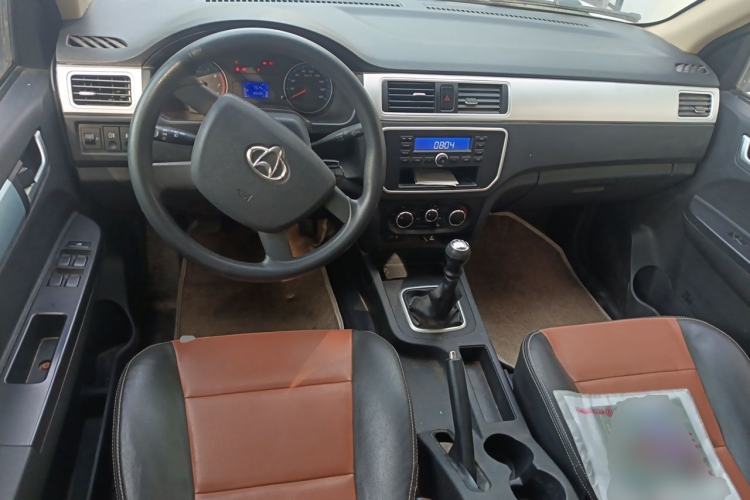 Used CHANGAN KAICHENG Shenqi F30 2018 1.5L Luxury Short-Wheelbase DAM15L Center Console