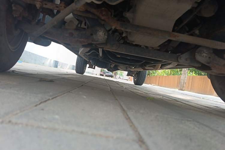 Used CHANGAN KAICHENG Shenqi F30 2018 1.5L Luxury Short-Wheelbase DAM15L Chassis Front Right