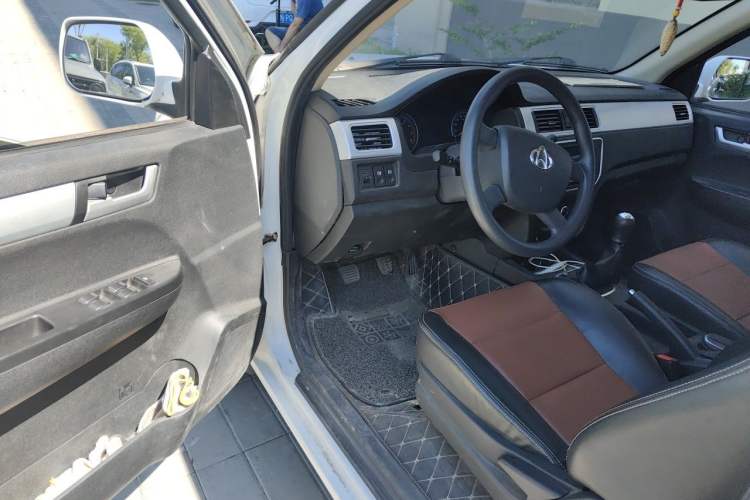 Used CHANGAN KAICHENG Shenqi F30 2018 1.5L Luxury Short-Wheelbase DAM15L Driver Seat