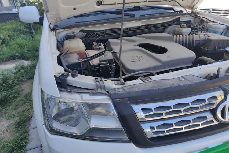 Used CHANGAN KAICHENG Shenqi F30 2018 1.5L Luxury Short-Wheelbase DAM15L Engine Bay Right