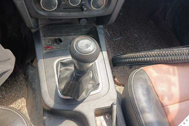 Used CHANGAN KAICHENG Shenqi F30 2018 1.5L Elite Edition Short Wheelbase DAM15L Gear Lever