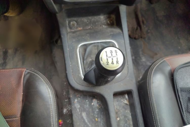 Used CHANGAN KAICHENG Shenqi F30 2018 1.5L Comfort Trim Short Wheelbase DAM15L Gear Lever