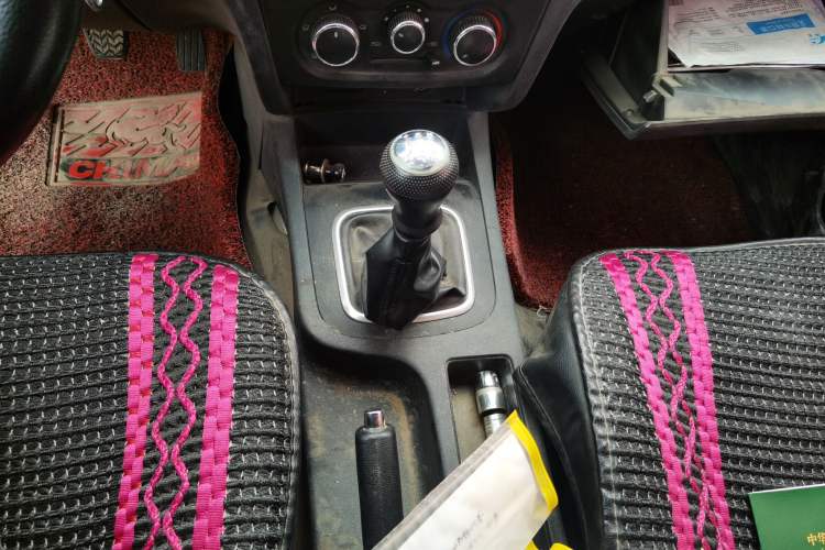 Used CHANGAN KAICHENG Shenqi F30 2018 1.5L Comfort Trim Short Wheelbase DAM15L Gear Lever
