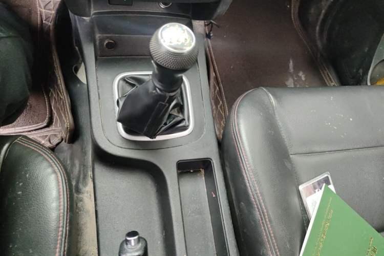 Used CHANGAN KAICHENG Shenqi F30 2018 1.5L Elite Edition 495 GVW Long Wheelbase DAM15L Gear Lever