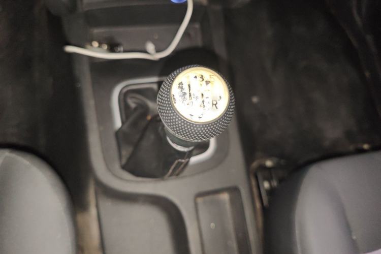 Used CHANGAN KAICHENG Shenqi F30 2018 1.5L Comfort Trim Short Wheelbase DAM15L Gear Lever