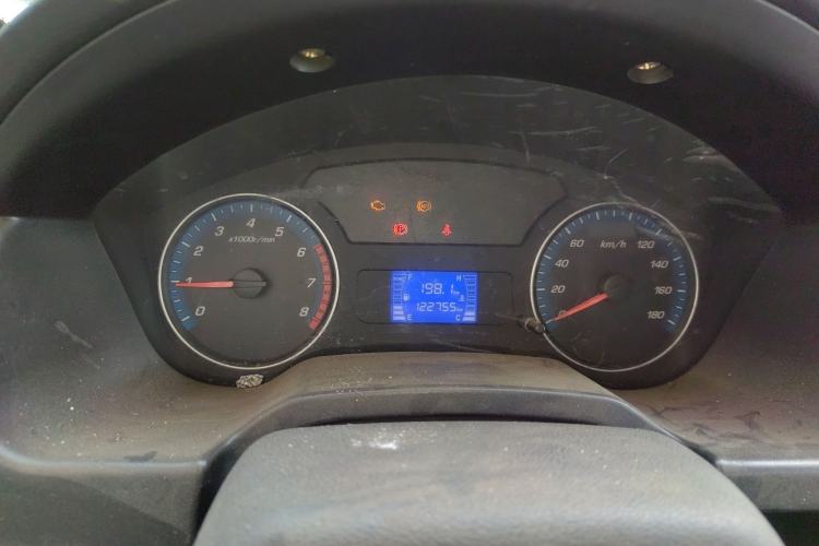 Used CHANGAN KAICHENG Shenqi F30 2018 1.5L Comfort Trim Short Wheelbase DAM15L Instrument Cluster