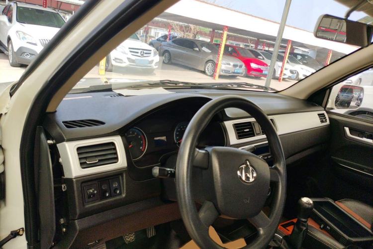 Used CHANGAN KAICHENG Shenqi F30 2018 1.5L Elite Edition Short Wheelbase DAM15L Interior 2