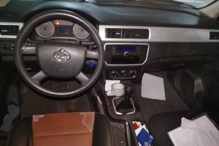 Used CHANGAN KAICHENG Shenqi F30 2018 1.5L Comfort Trim Short Wheelbase DAM15L Interior 2