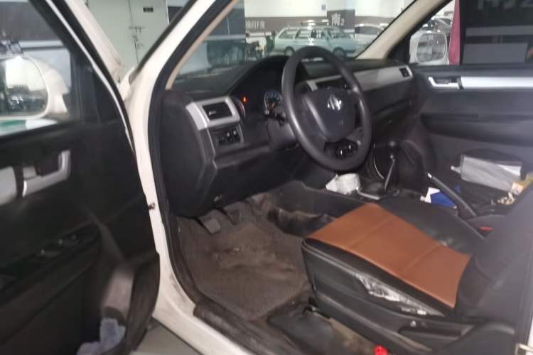 Used CHANGAN KAICHENG Shenqi F30 2018 1.5L Comfort Trim Short Wheelbase DAM15L Interior 3