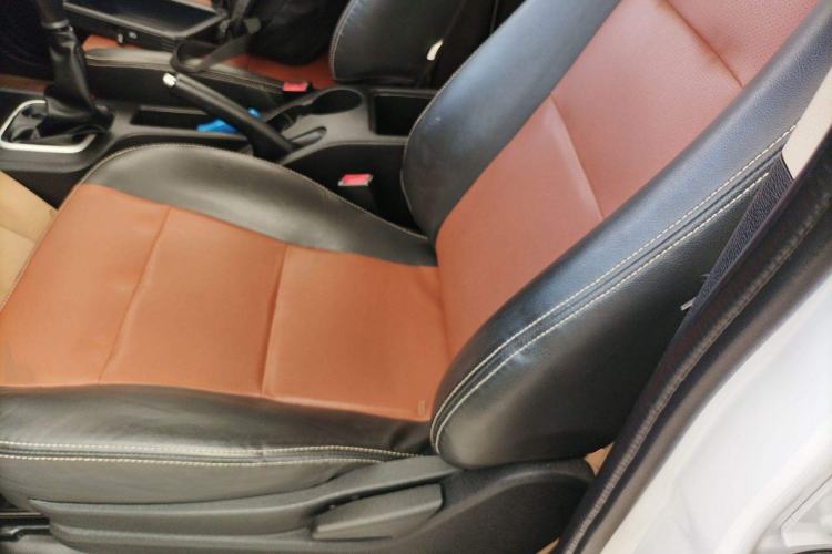 Used CHANGAN KAICHENG Shenqi F30 2018 1.5L Elite Edition Short Wheelbase DAM15L Left Front Seat