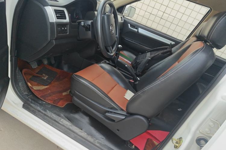 Used CHANGAN KAICHENG Shenqi F30 2018 1.5L Elite Edition Short Wheelbase DAM15L Left Front Seat