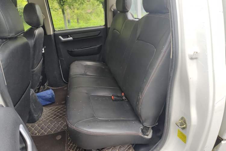 Used CHANGAN KAICHENG Shenqi F30 2018 1.5L Elite Edition 495 GVW Long Wheelbase DAM15L Left Rear Seat
