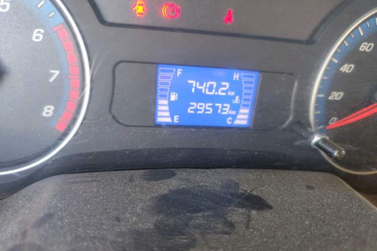 Used CHANGAN KAICHENG Shenqi F30 2018 1.5L Comfort Trim Short Wheelbase DAM15L Odometer Close Up