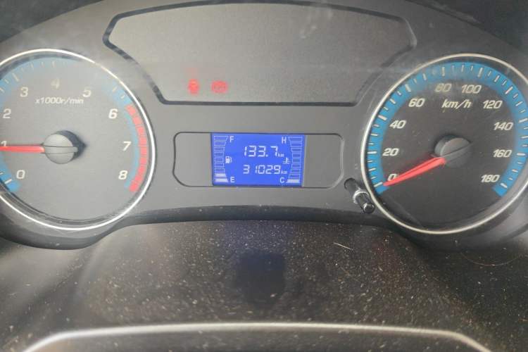 Used CHANGAN KAICHENG Shenqi F30 2018 1.5L Elite Edition Short Wheelbase DAM15L Odometer Close Up