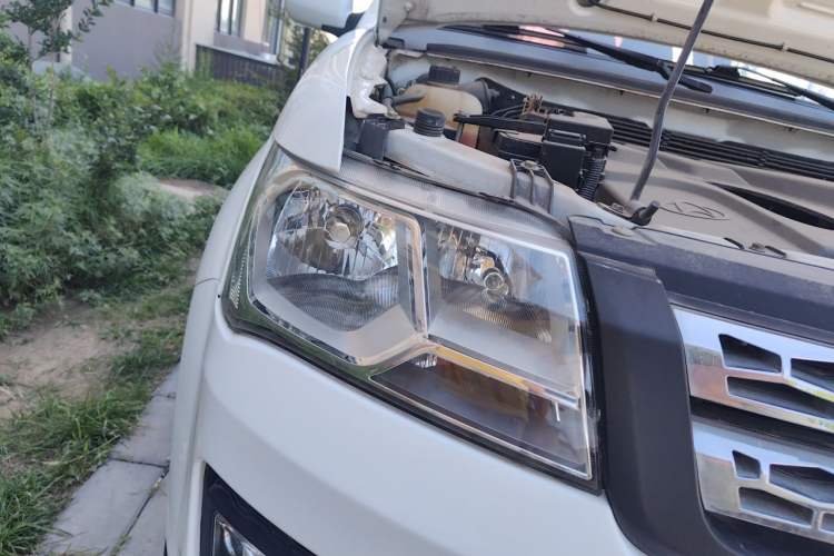 Used CHANGAN KAICHENG Shenqi F30 2018 1.5L Luxury Short-Wheelbase DAM15L Right Front Headlight