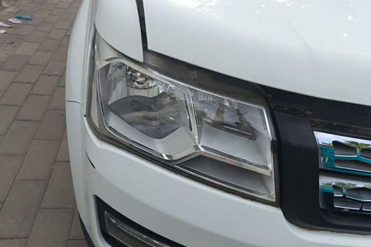 Used CHANGAN KAICHENG Shenqi F30 2018 1.5L Luxury Short-Wheelbase DAM15L Right Front Headlight