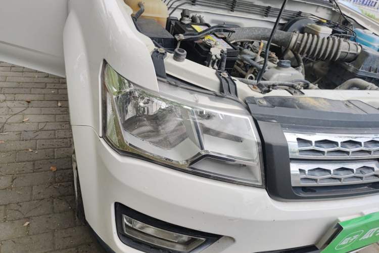 Used CHANGAN KAICHENG Shenqi F30 2018 1.5L Elite Edition 495 GVW Long Wheelbase DAM15L Right Front Headlight