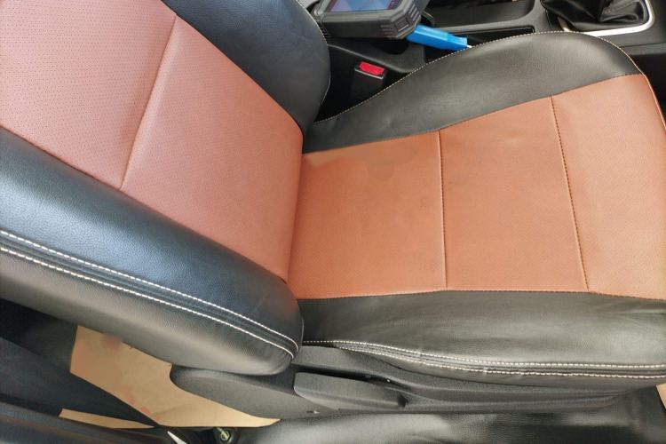 Used CHANGAN KAICHENG Shenqi F30 2018 1.5L Elite Edition Short Wheelbase DAM15L Right Front Seat