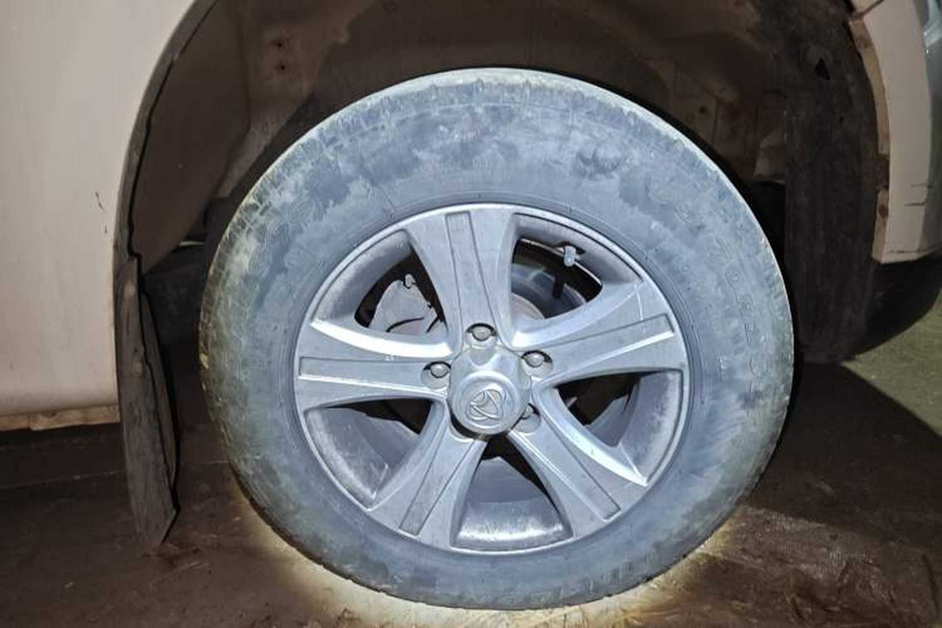 Used CHANGAN KAICHENG Shenqi F30  Right Front Wheel Hub